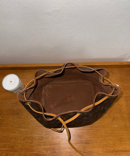 LV PETIT NOÉ MONOGRAM