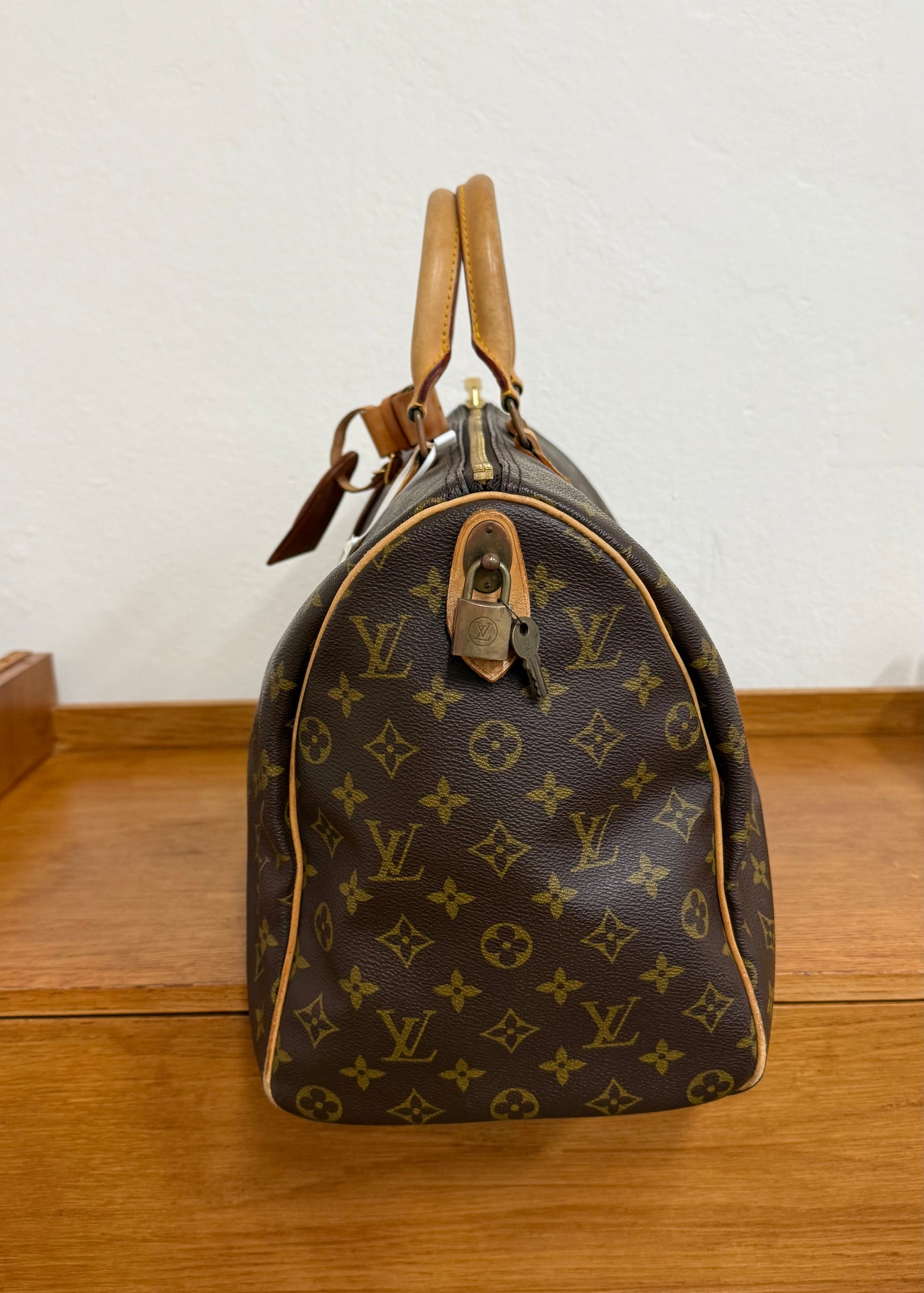 LV KEEPAL
