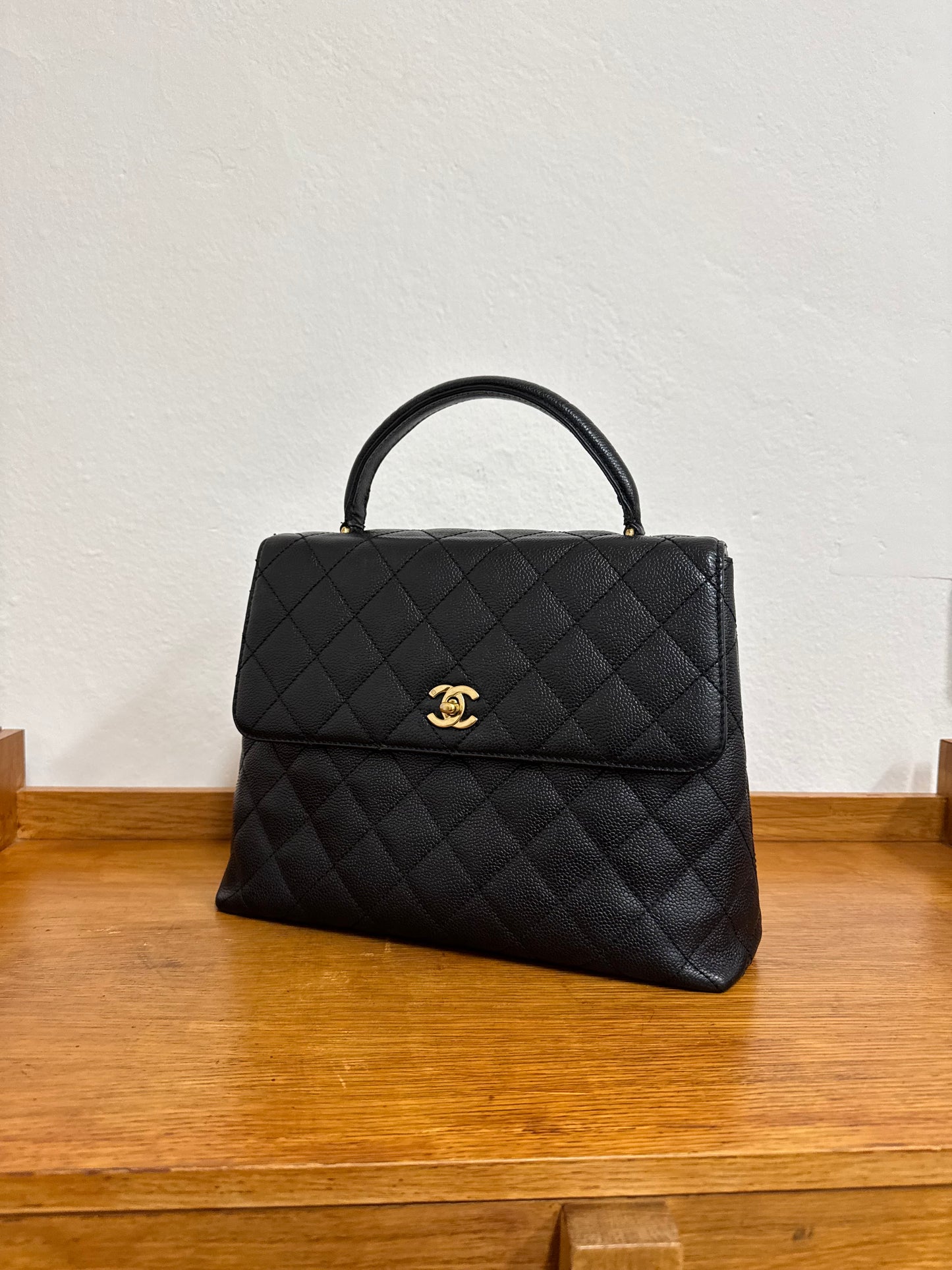 CHANEL MATELASSE CAVIAR KELLY BLACK 24K GOLD HW