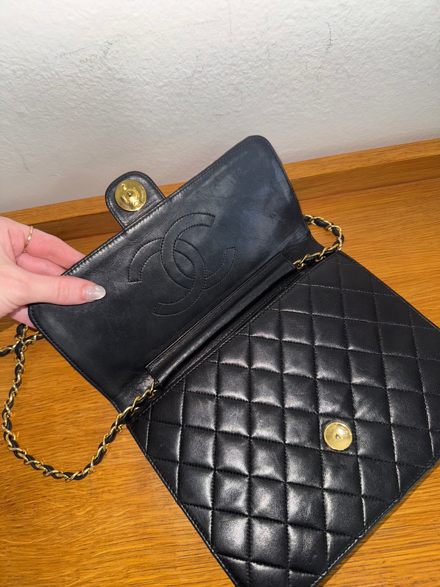 CHANEL LAMBSKIN SINGLE FLAP BAG & BOX & ENTRUPY