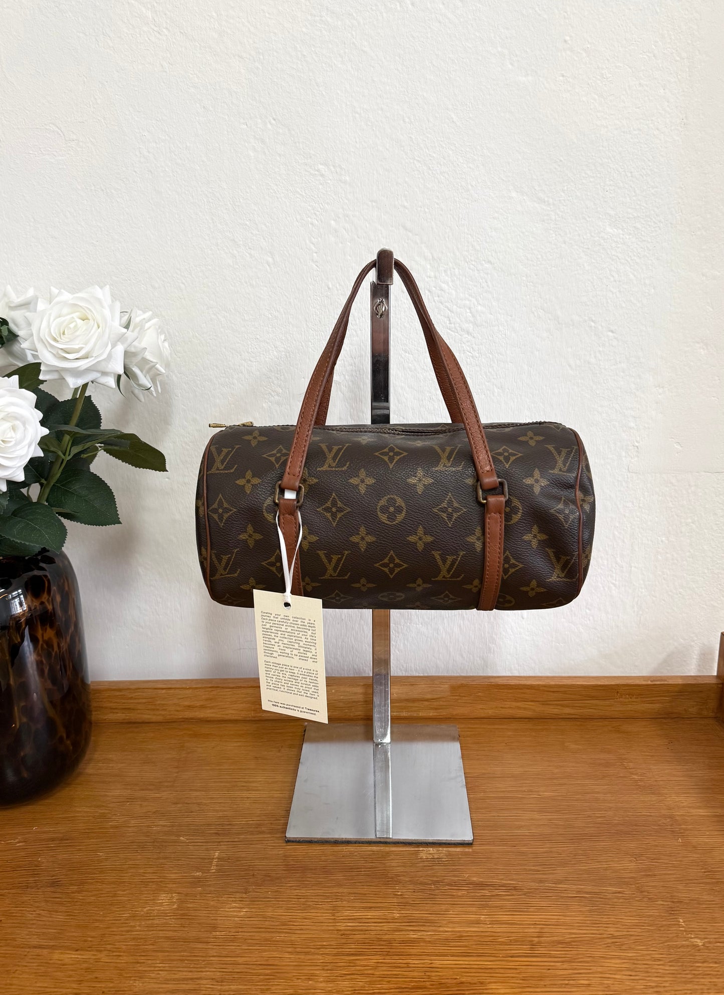 LV PAPILLON 26