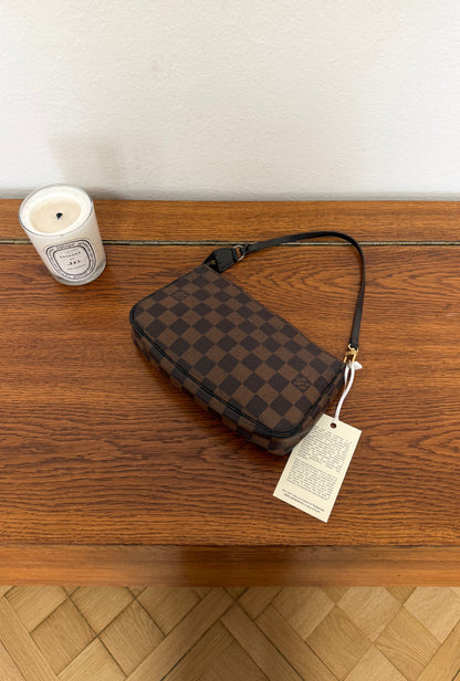 LV POCHETTE DAMIER EBENE CANVAS