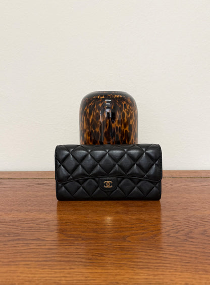 CHANEL LARGE CLASSIC WALLET LAMBSKIN GOLD HW