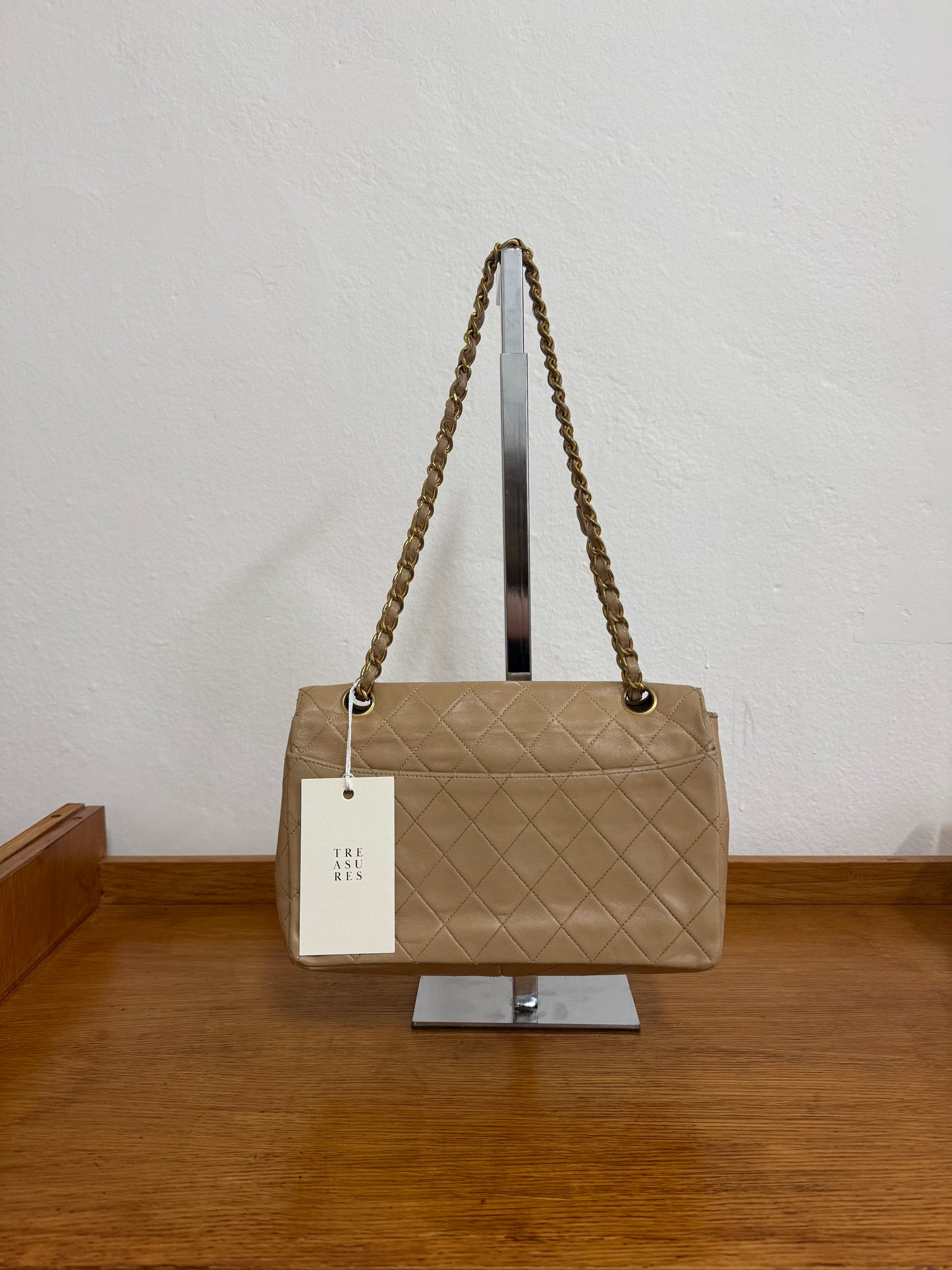 CHANEL TWIST LOCK CLASSIC FLAP BAG BEIGE