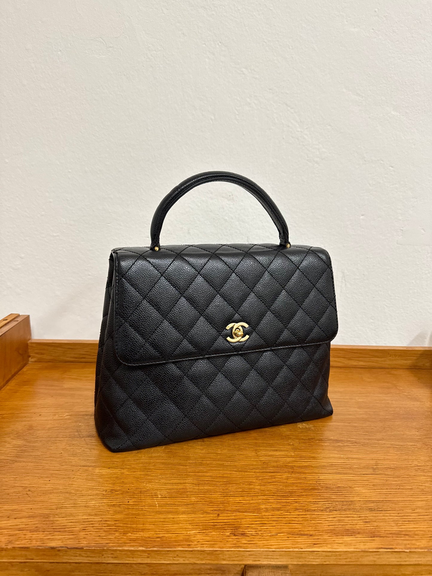 CHANEL MATELASSE CAVIAR KELLY BLACK 24K GOLD HW