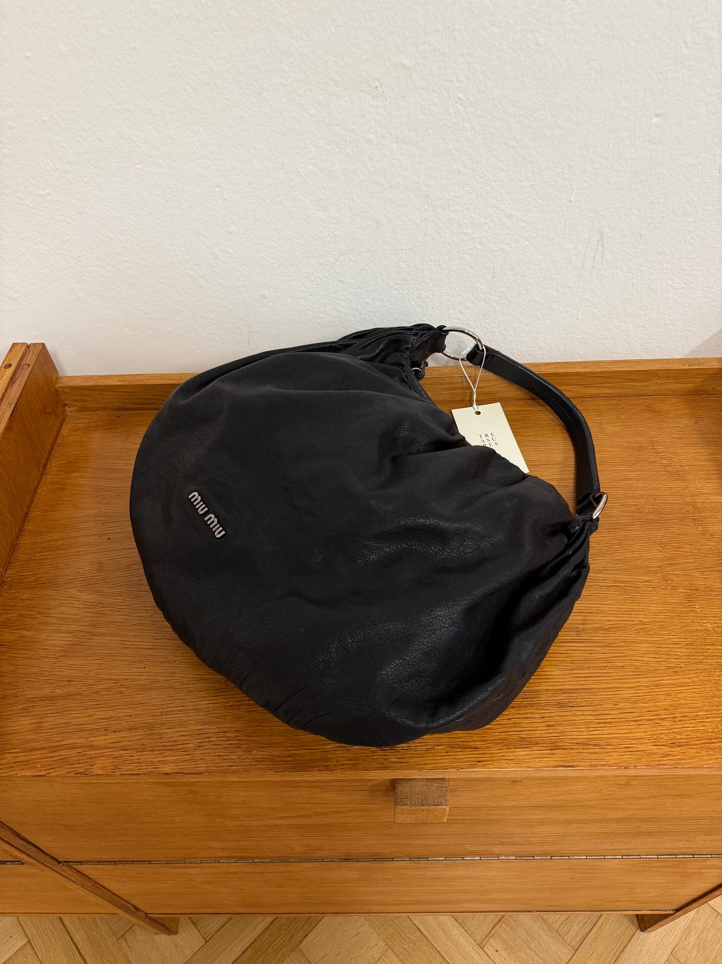 MIU MIU HOBO BAG BLACK