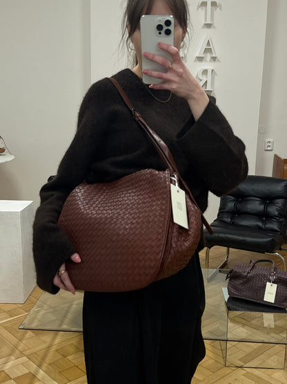 BOTTEGA VENETA INTRECCIATO SHOULDER BAG
