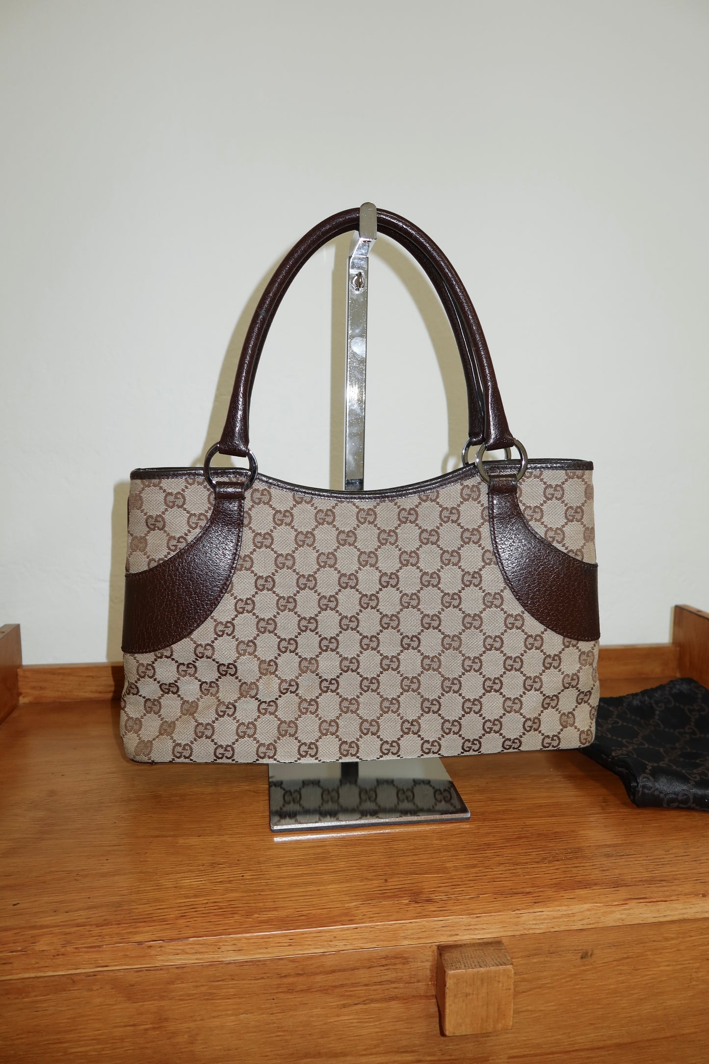 GUCCI GG SHOULDER TOTE BAG DARK BROWN