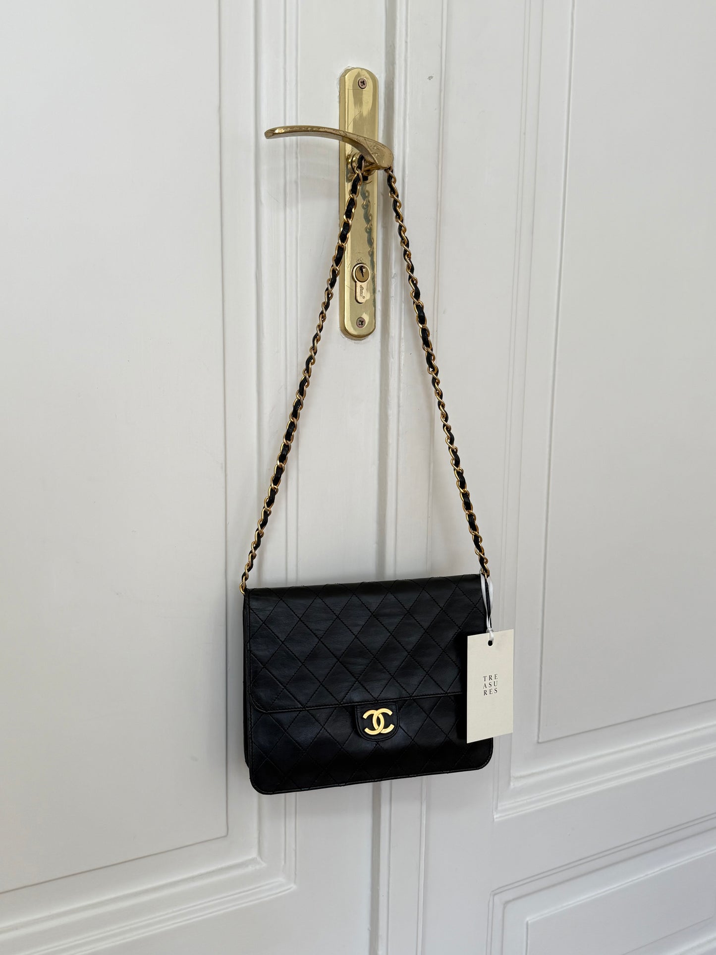 CHANEL CLASSIC SINGLE FLAP BAG LAMBSKIN BLACK 24K GOLD HW