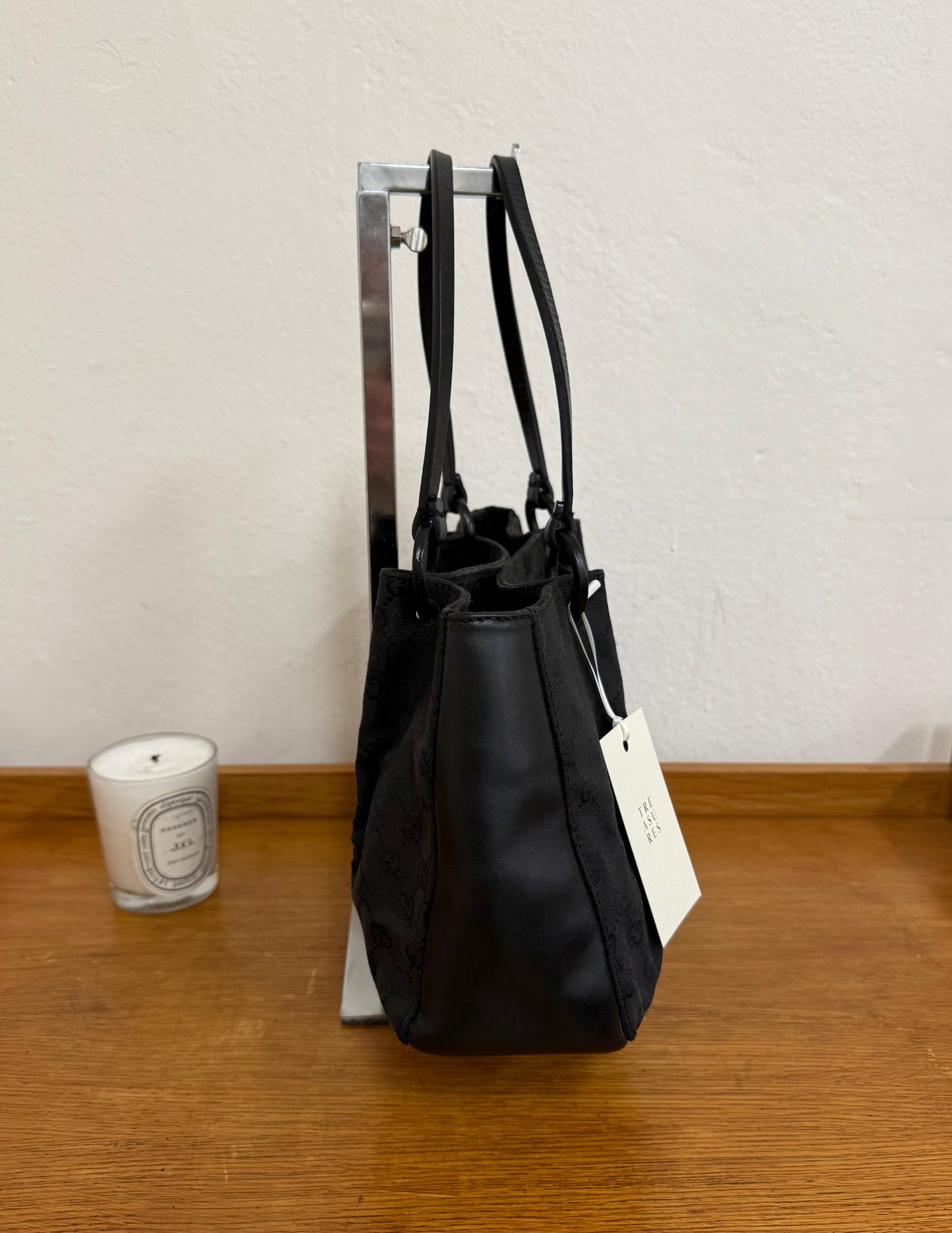 GUCCI GG SHOULDER BAG BLACK & POUCH TOM FORD ERA