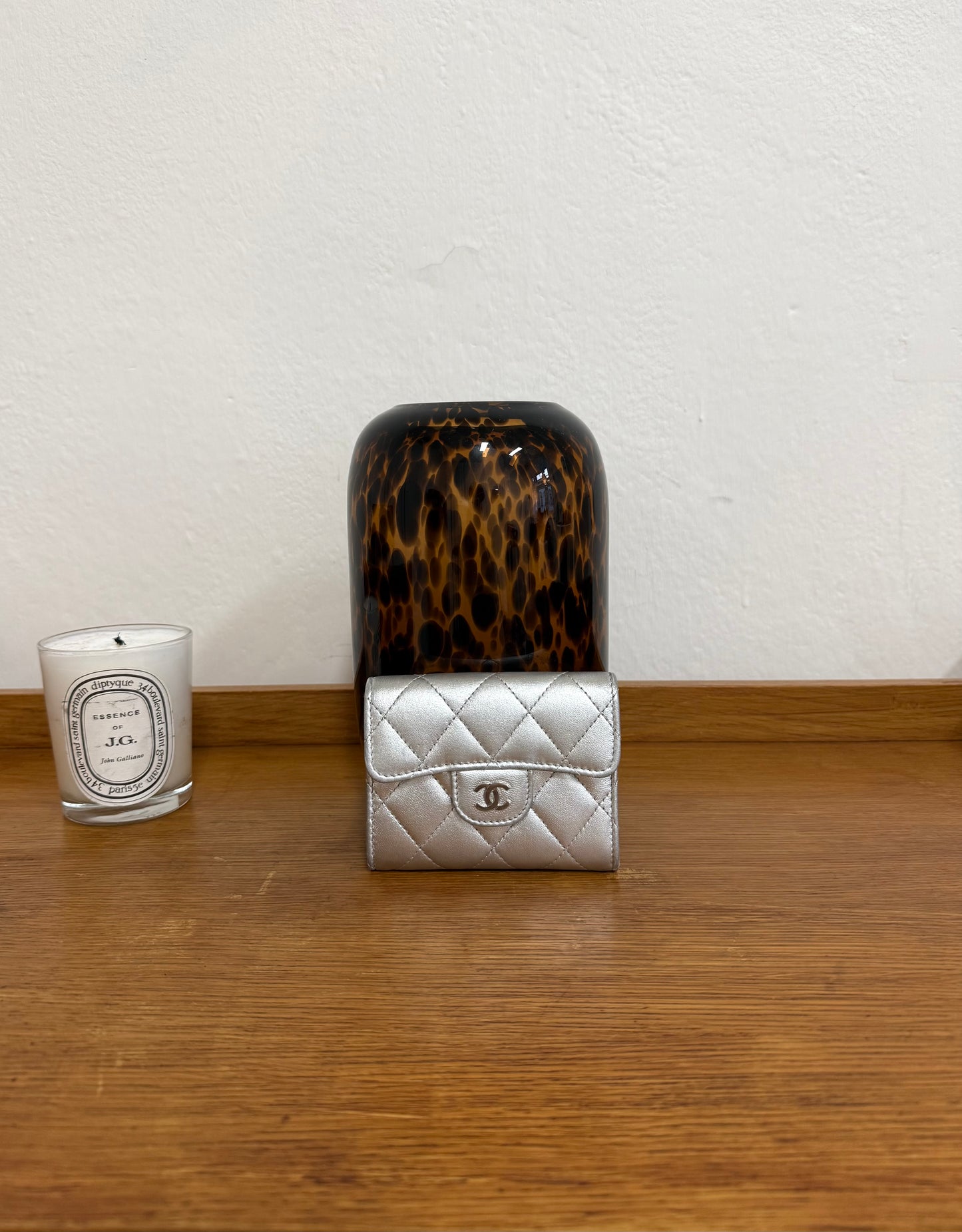 SERIES 22 CHANEL METALLIC SILVER QUILTED WALLET