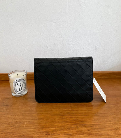 CHANEL CLASSIC SINGLE FLAP BAG LAMBSKIN BLACK 24K GOLD HW