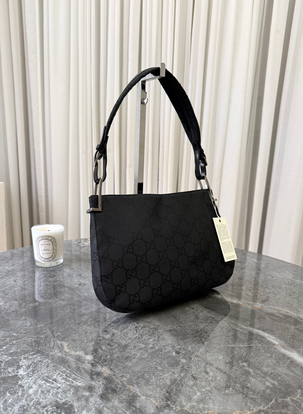 Gucci hobo z černého GG canvasu se stříbrným hardwarem, foto 2
