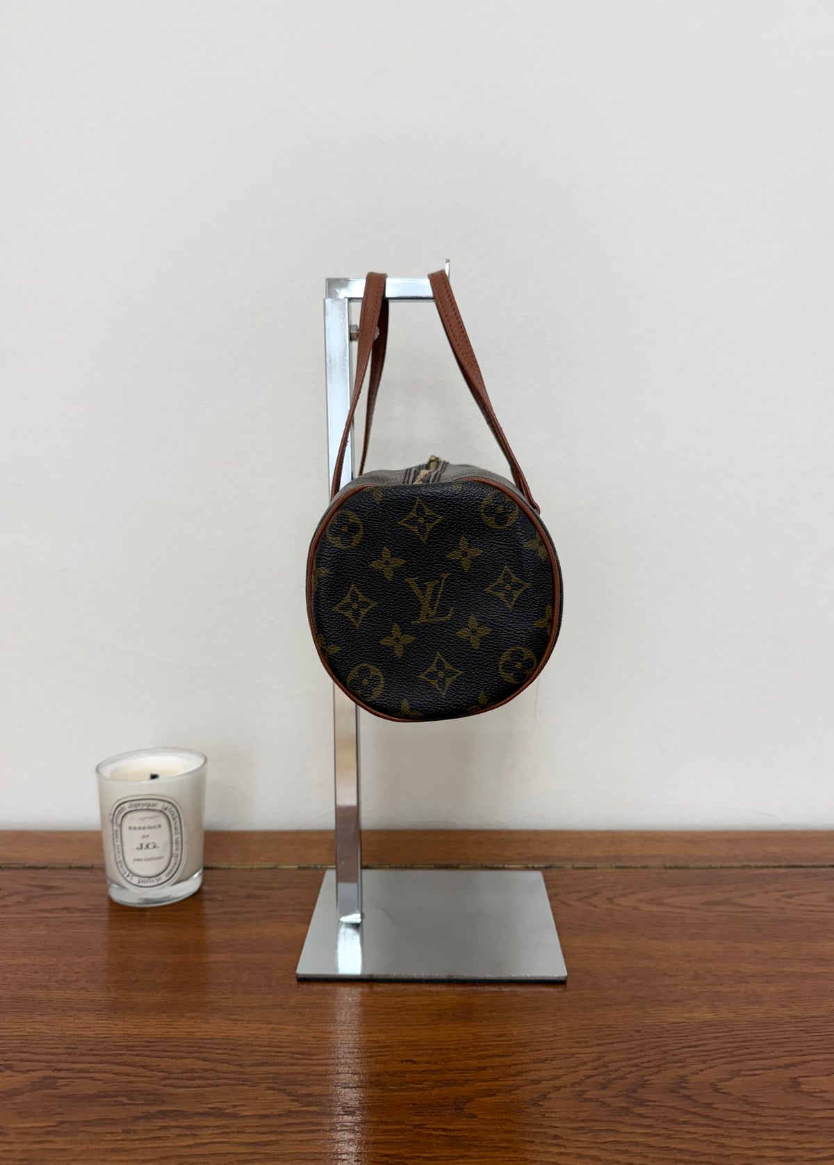 LV PAPILLON 26