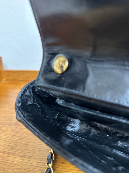 CHANEL MINI SINGLE FLAP CROSSBODY