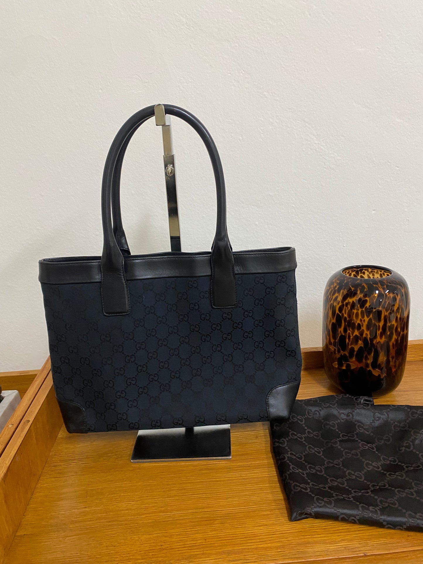 GUCCI GG MONOGRAM BLACK TOTE BAG