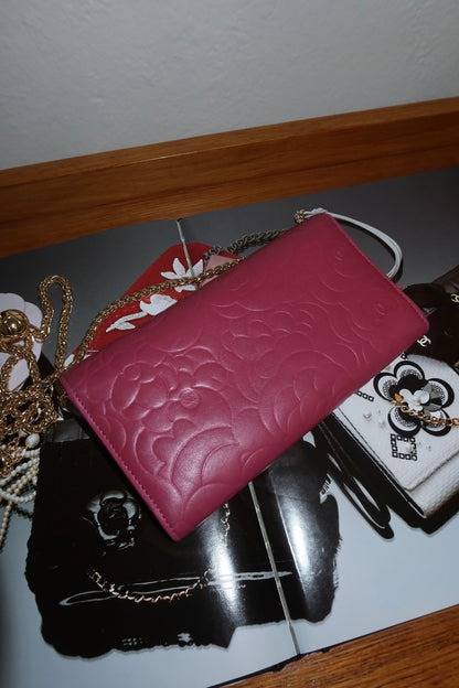 CHANEL WALLET PINK CAMELLIA GOLD