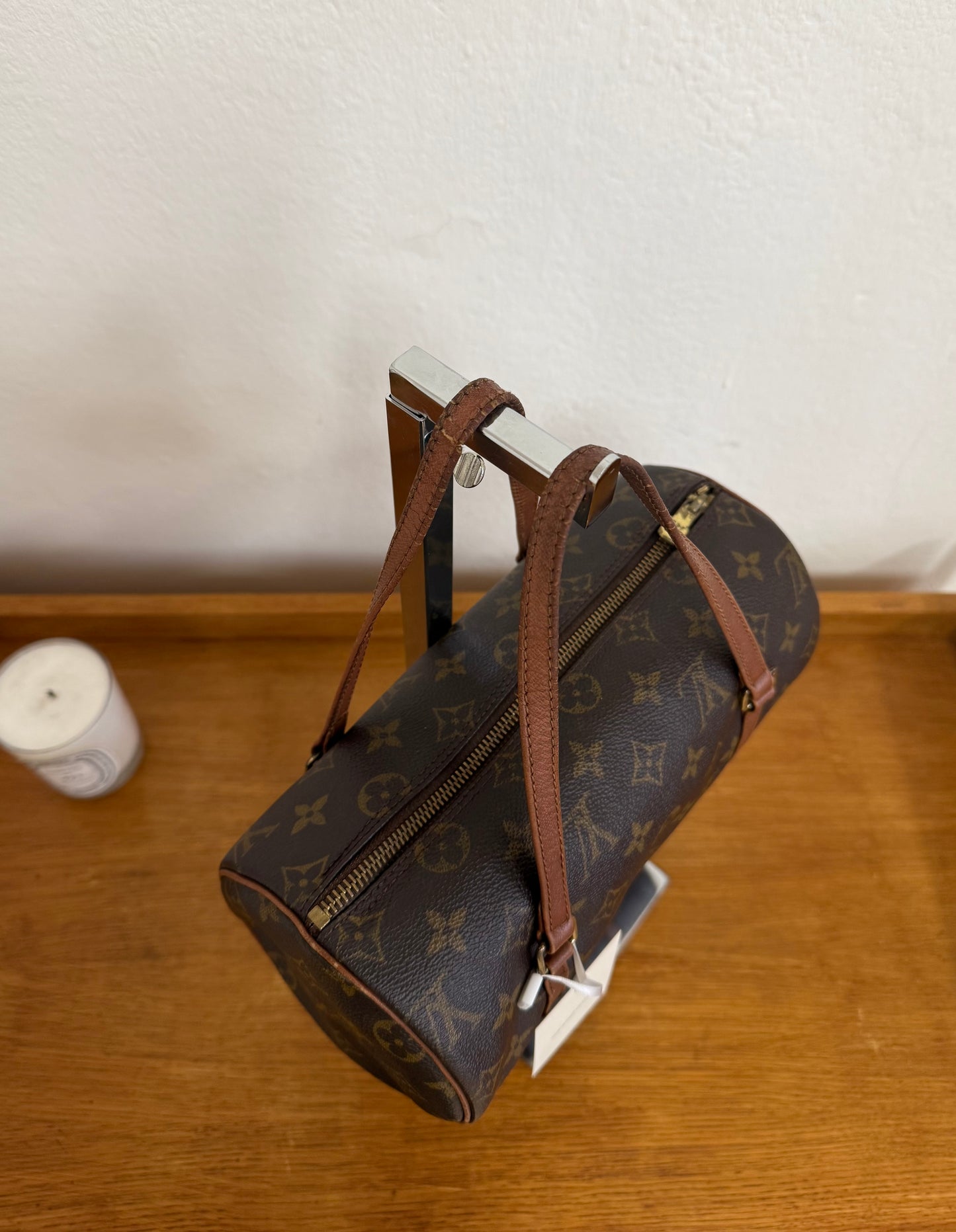 LV PAPILLON 26