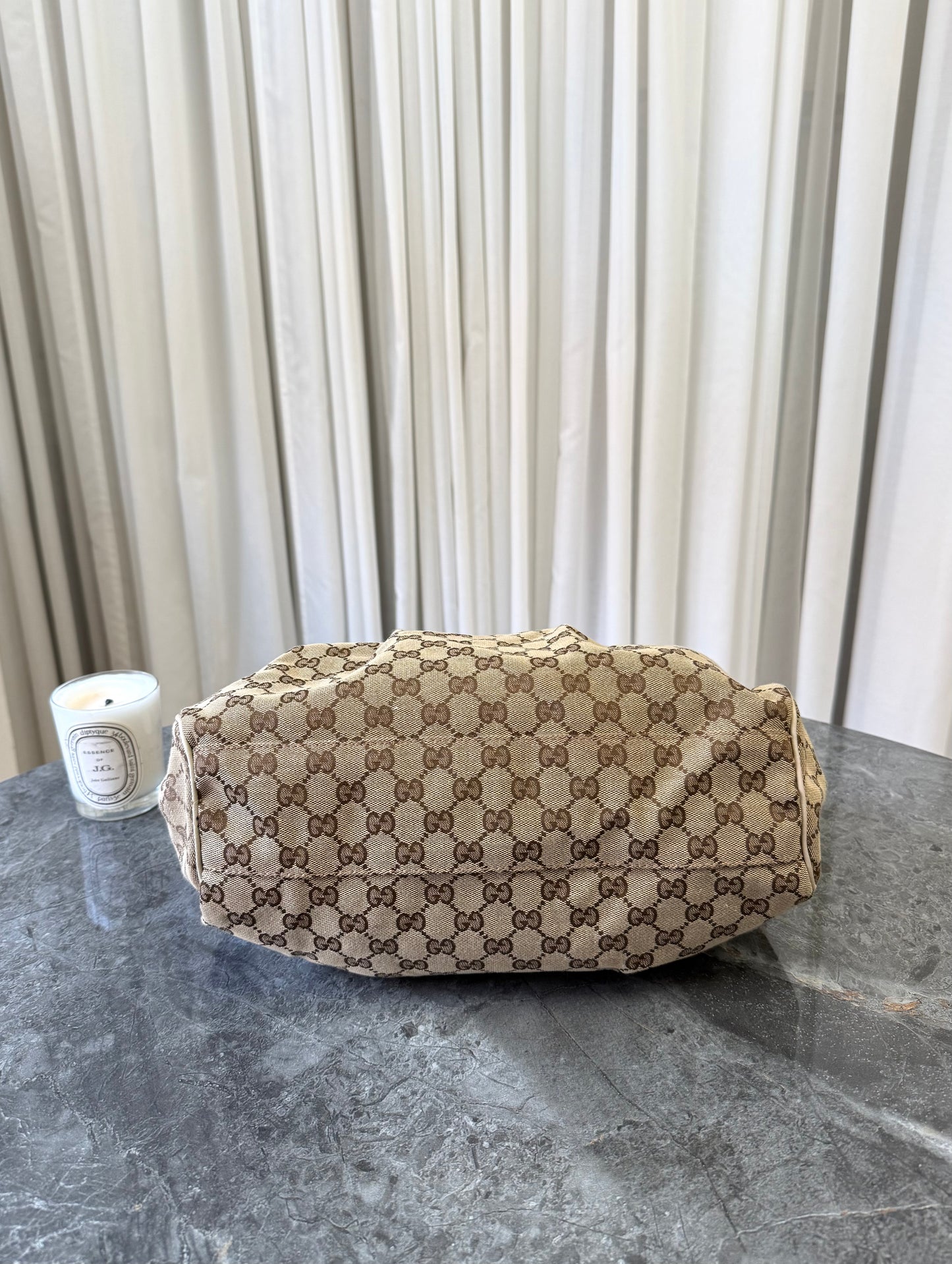 GUCCI SUKEY GG CANVAS TOTE BAG