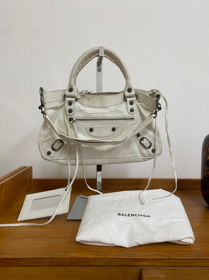 BALENCIAGA FIRST BAG CREAM - ENTRUPY