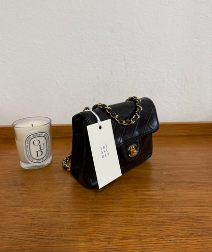 CHANEL CLASSIC SINGLE FLAP BAG TWIST LOCK 24K GOLD