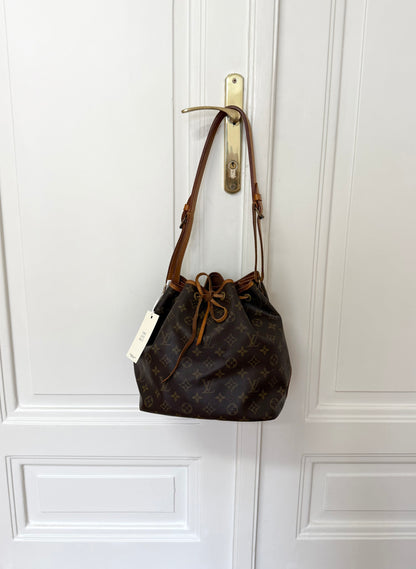 LV PETIT NOÉ MONOGRAM