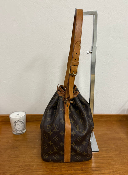 LV PETIT NOÉ MONOGRAM