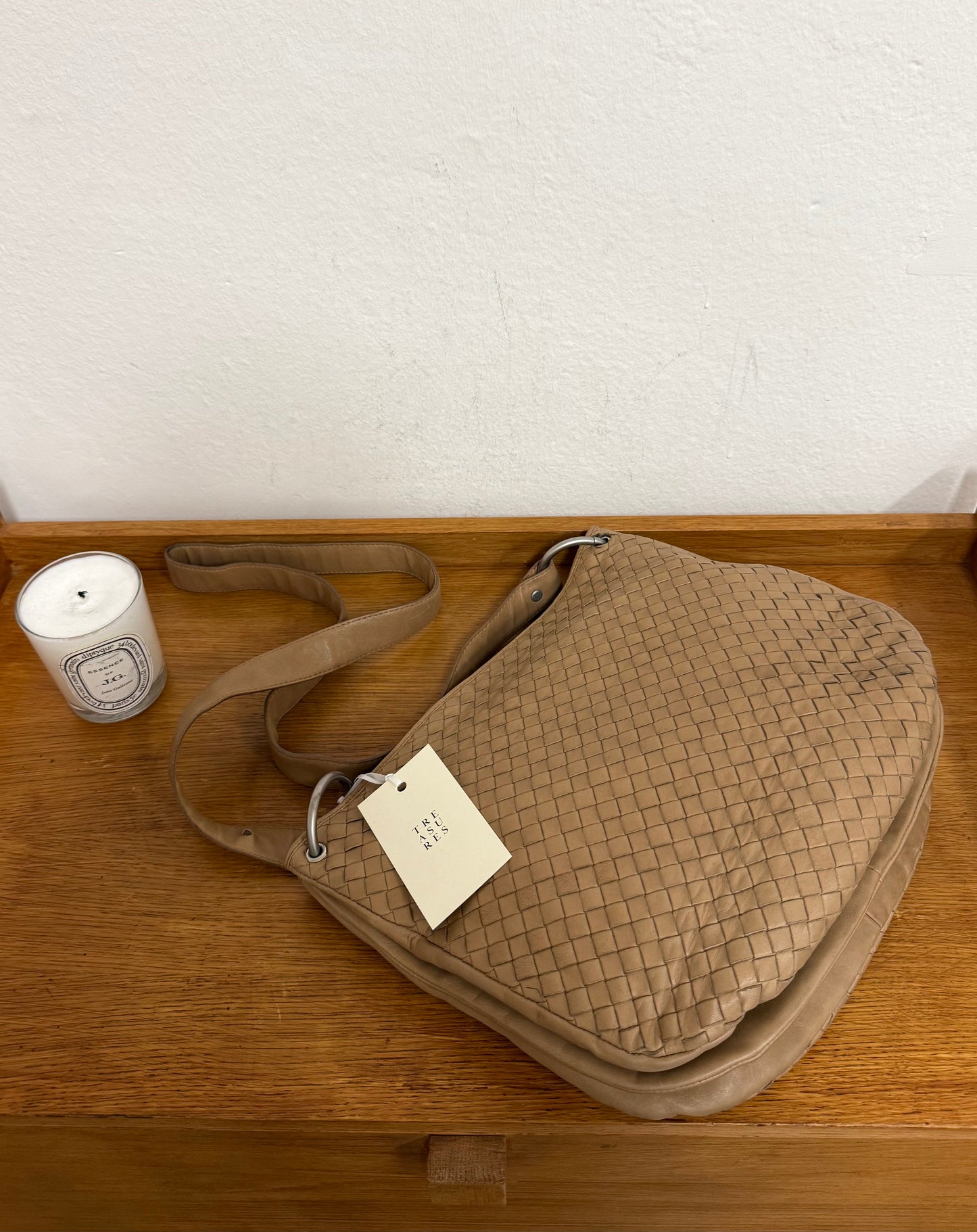 BOTTEGA VENETA INTRECCIATO SHOULDER BAG