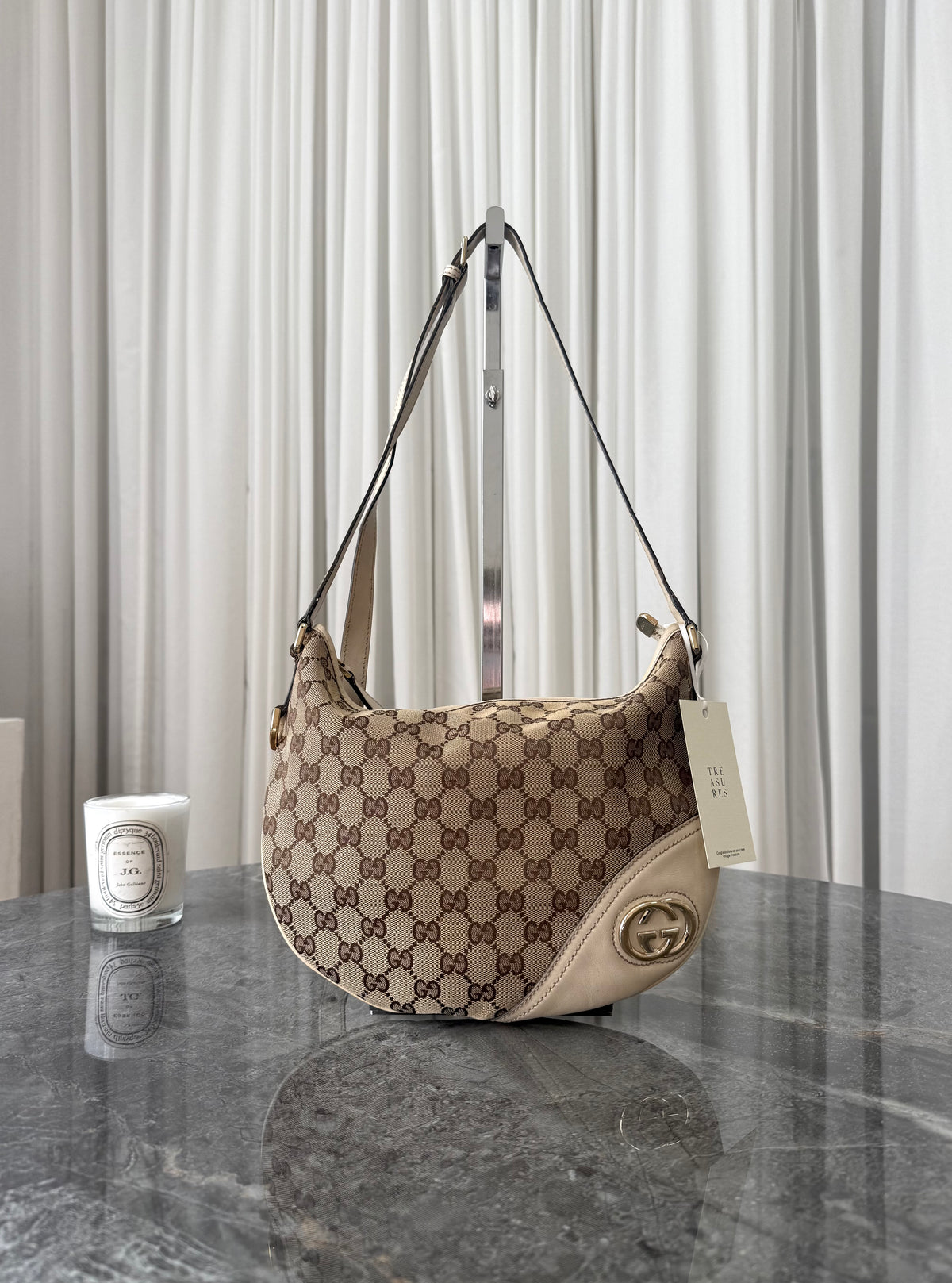 Gucci Sukey crossbody z GG canvasu se zlatým hardwarem, foto 11