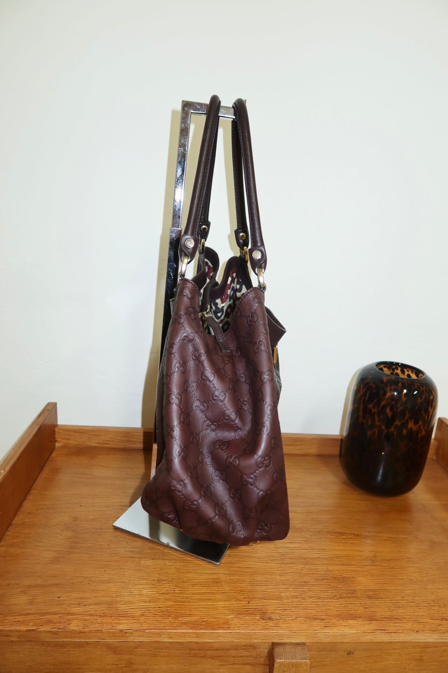 GUCCI GG HOBO ABBEY BAG BURGUNDY GOLD HW