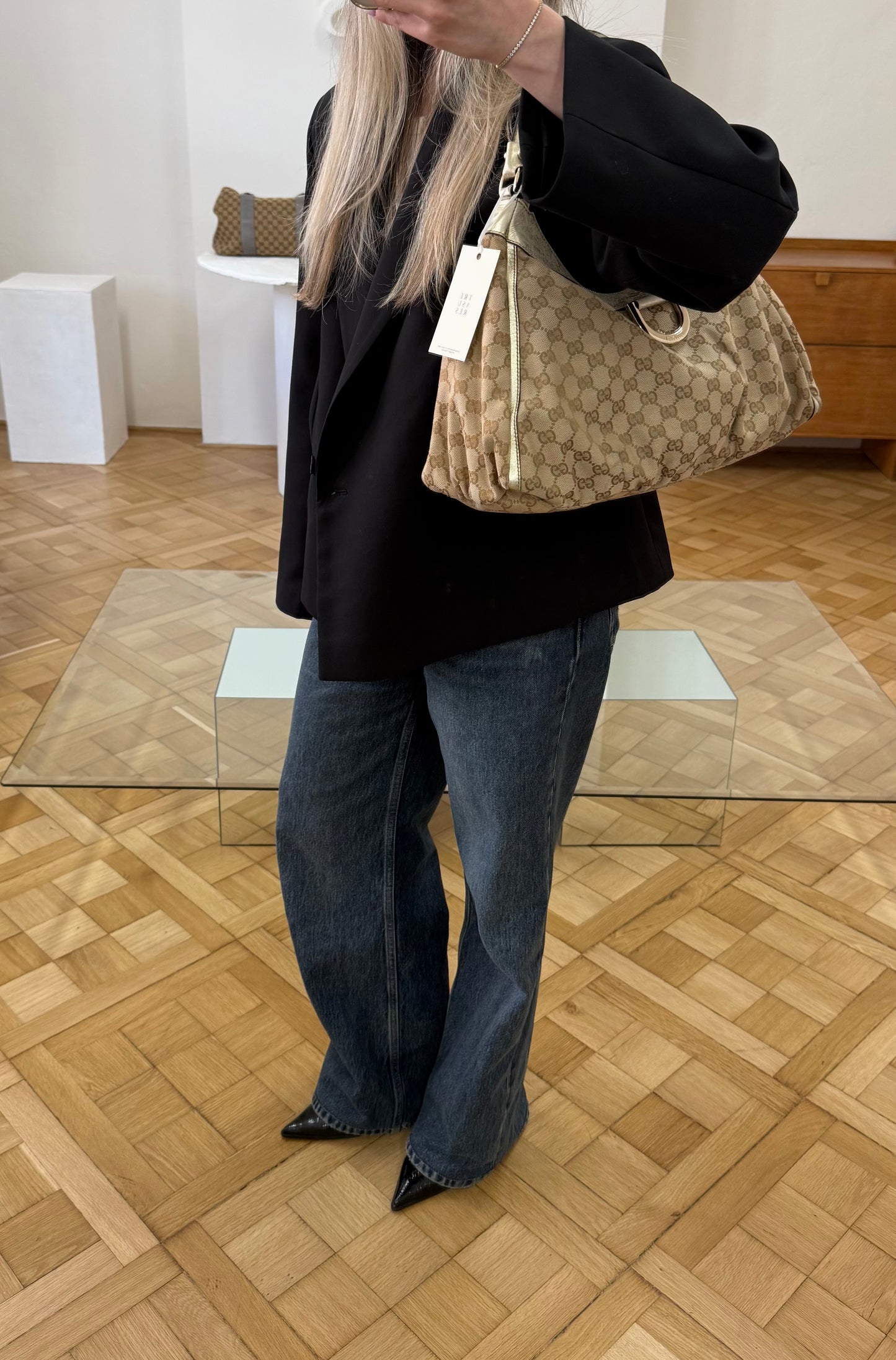 GUCCI GG MONOGRAM ABBEY D RING SHOULDER BAG