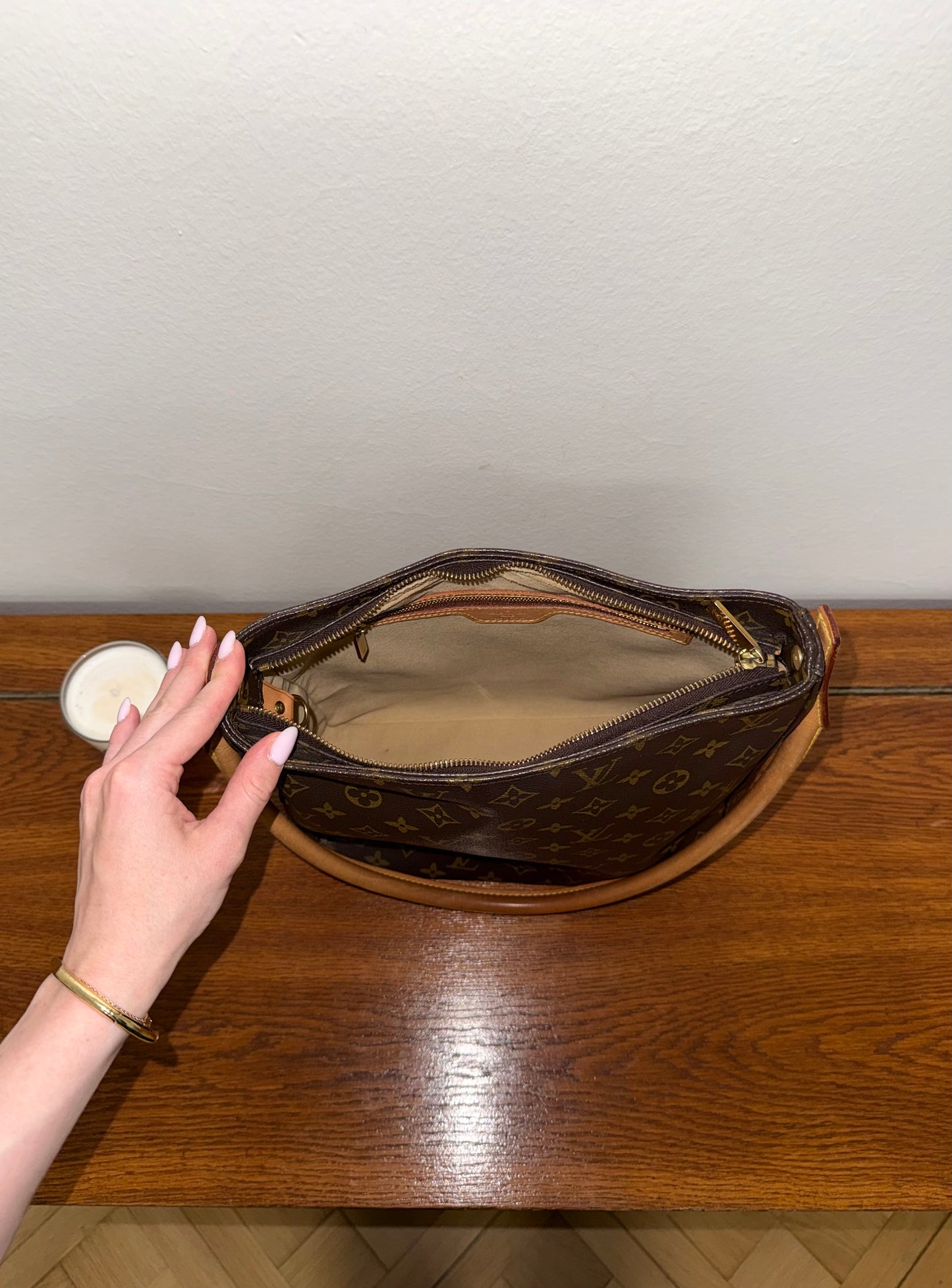 LV LOOPING GM TOTE