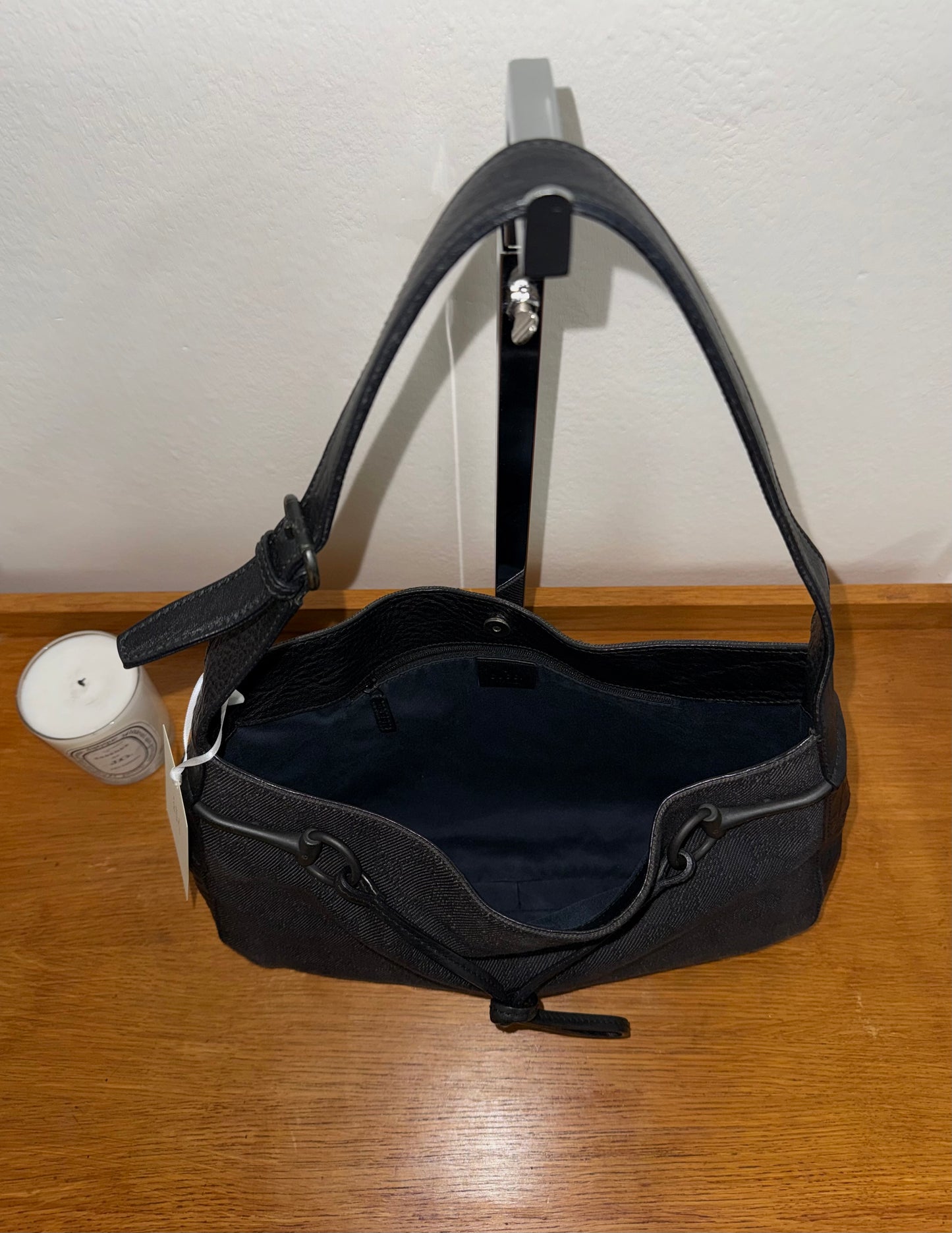 GUCCI GG MONOGRAM HORSEBIT SHOULDER BAG