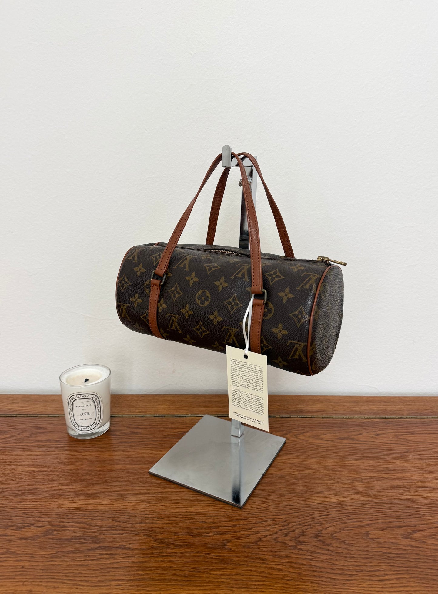 LV PAPILLON 26
