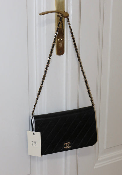 CHANEL FULL FLAP LAMBSKIN BLACK