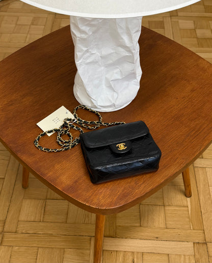 CHANEL CLASSIC SINGLE FLAP BAG TWIST LOCK 24K GOLD