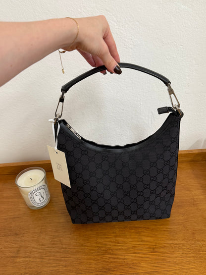 GUCCI GG BLACK SHOULDER BAG