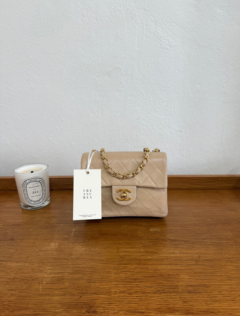 CHANEL CLASSIC SINGLE FLAP BAG TWIST LOCK 24K GOLD