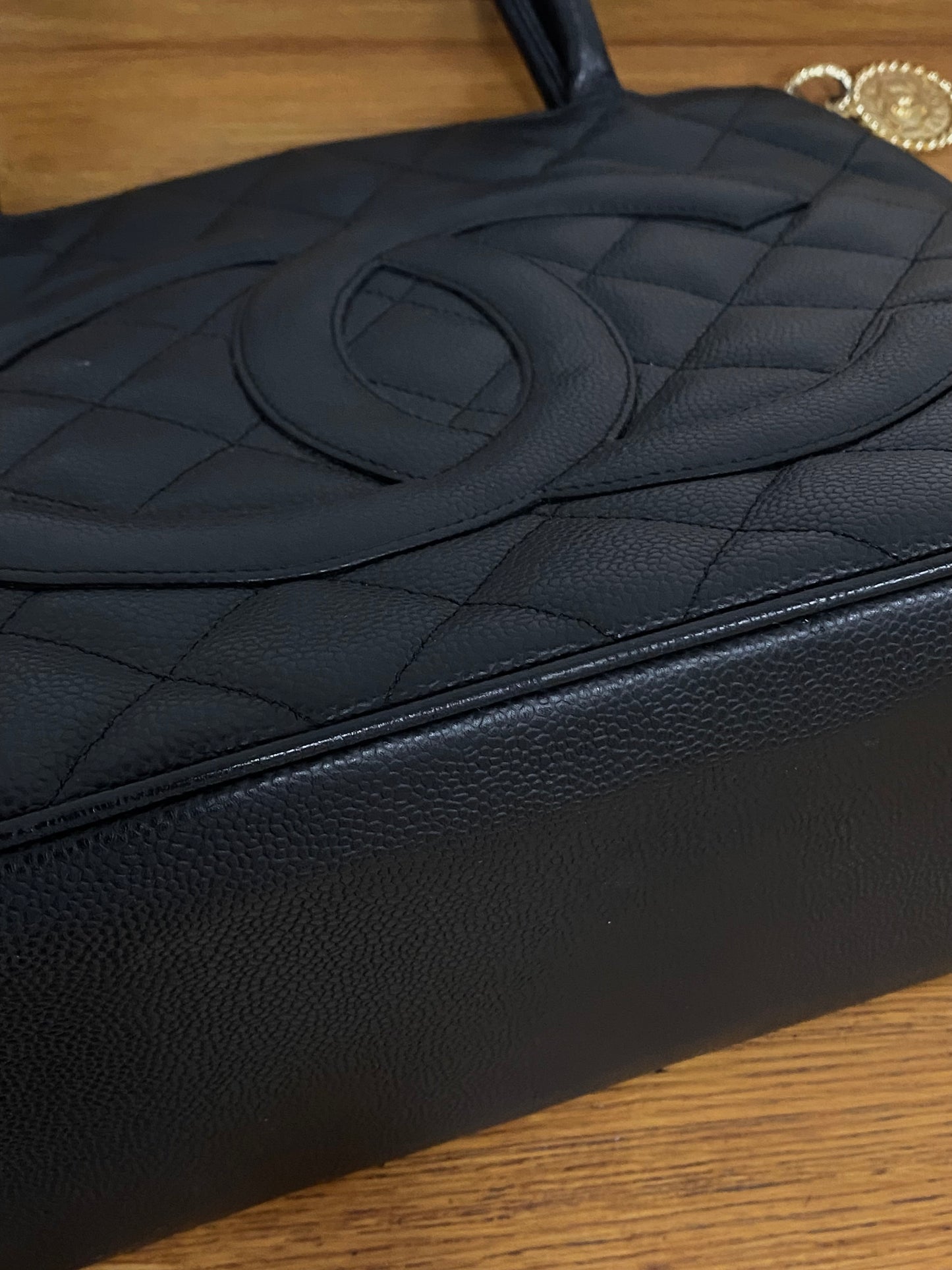CHANEL CAVIAR MEDALLION TOTE GOLD HW