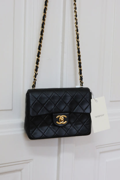 CHANEL SINGLE FLAP BAG BLACK LAMBSKIN