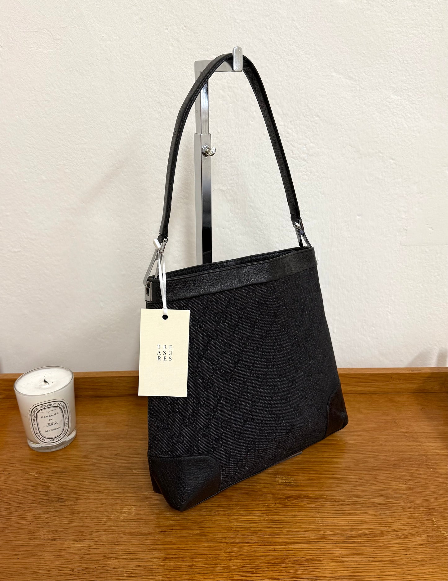 GUCCI GG MONOGRAM SHOULDER BAG BLACK