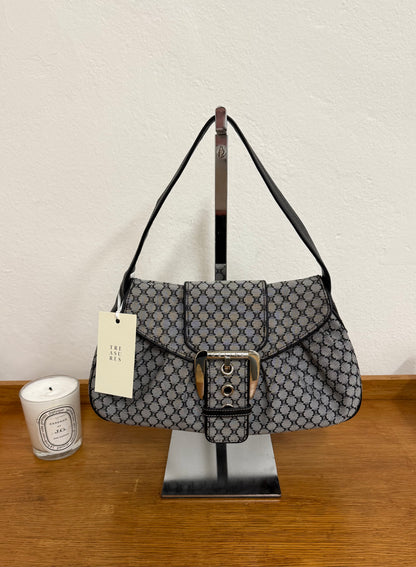 CELINE TRIOMPHE SHOULDER BAG