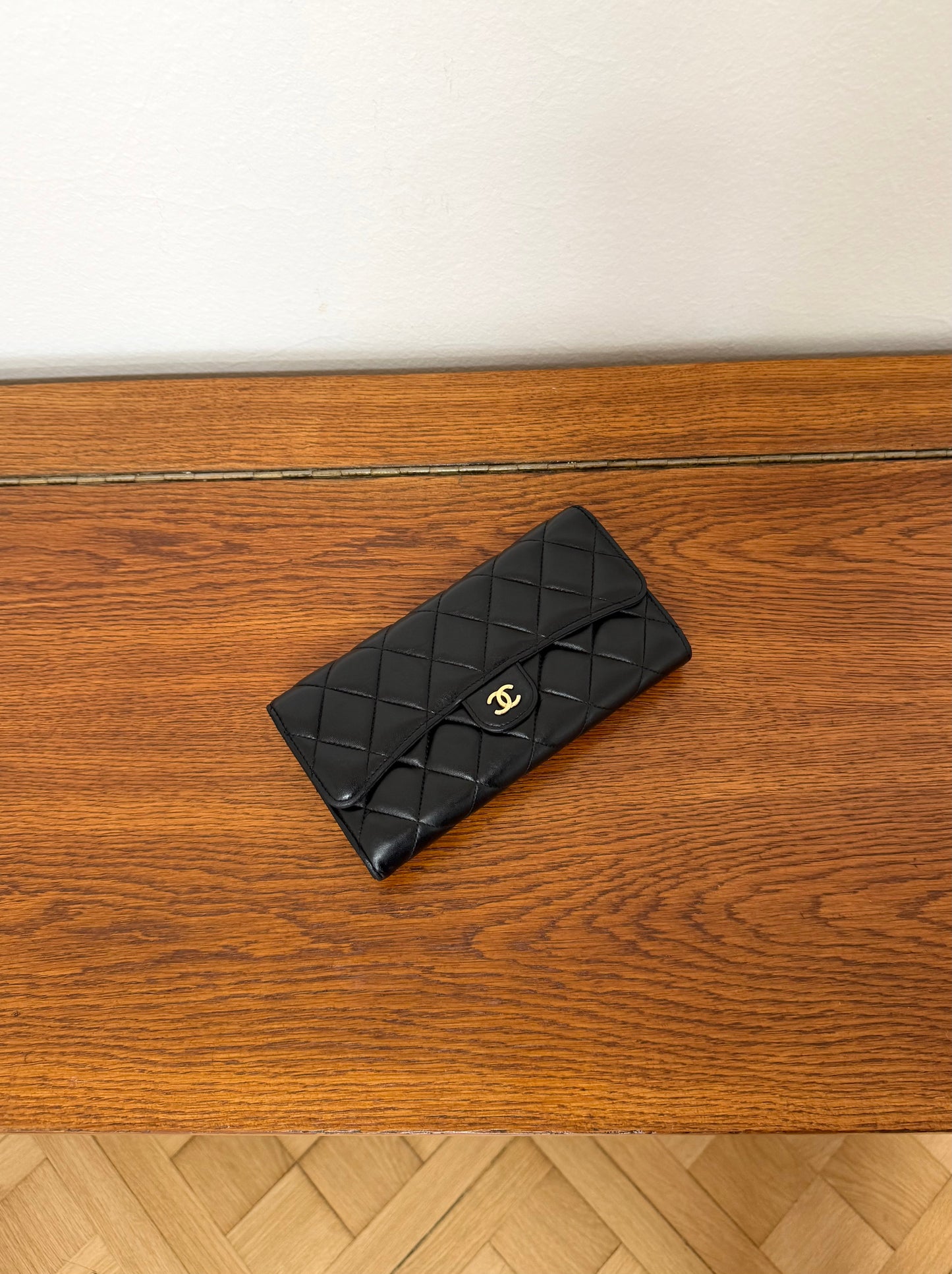 CHANEL LARGE CLASSIC WALLET LAMBSKIN GOLD HW
