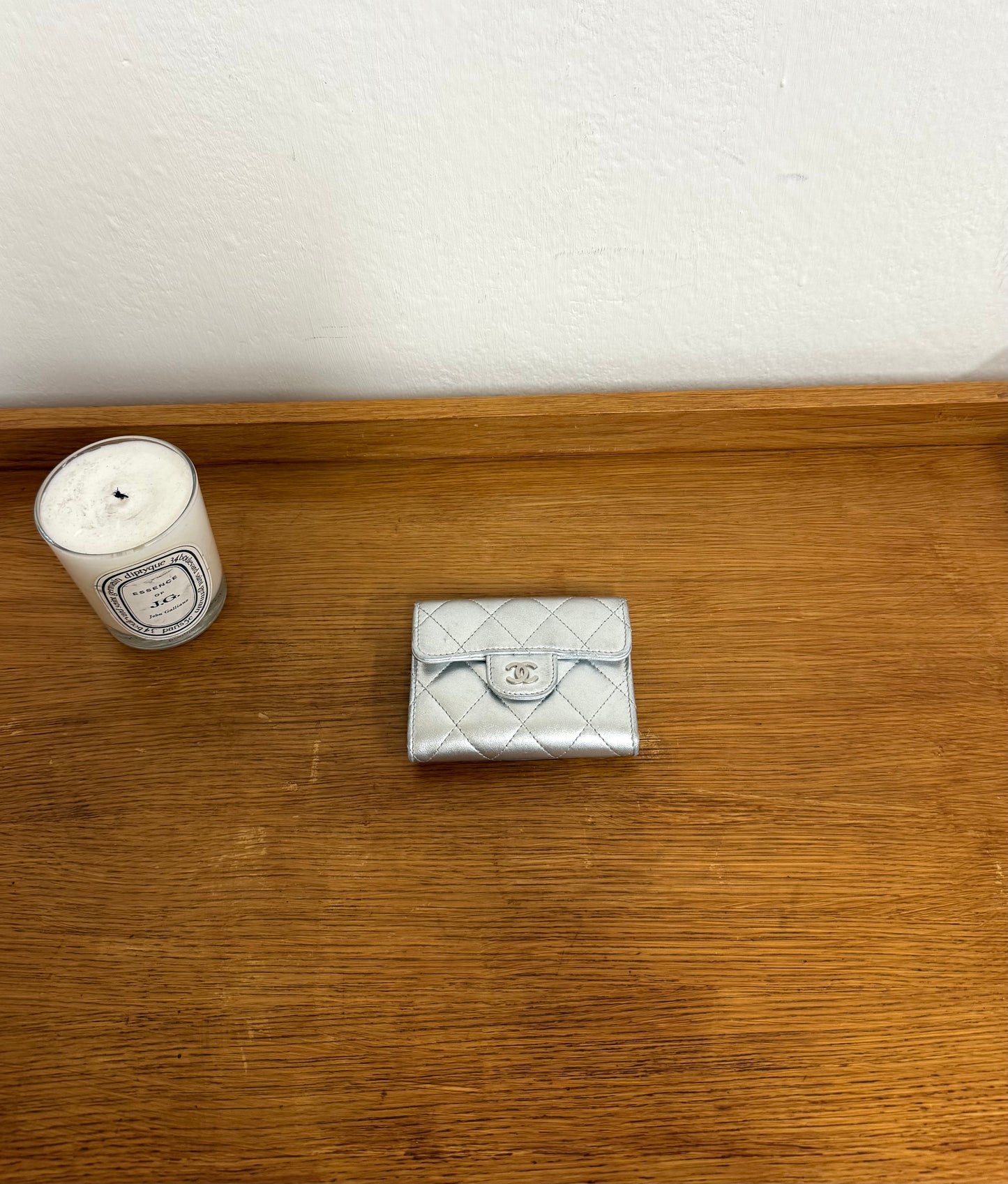 SERIES 22 CHANEL METALLIC SILVER QUILTED WALLET