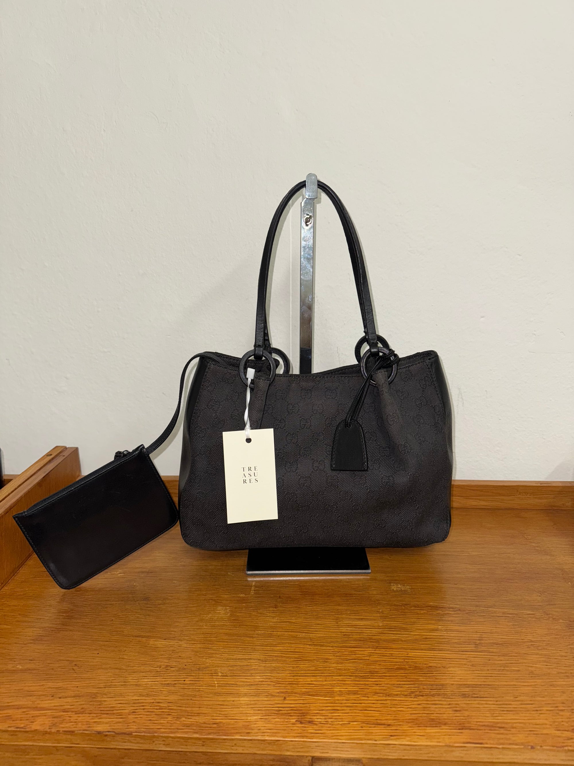 GUCCI GG SHOULDER BAG BLACK & POUCH TOM FORD ERA