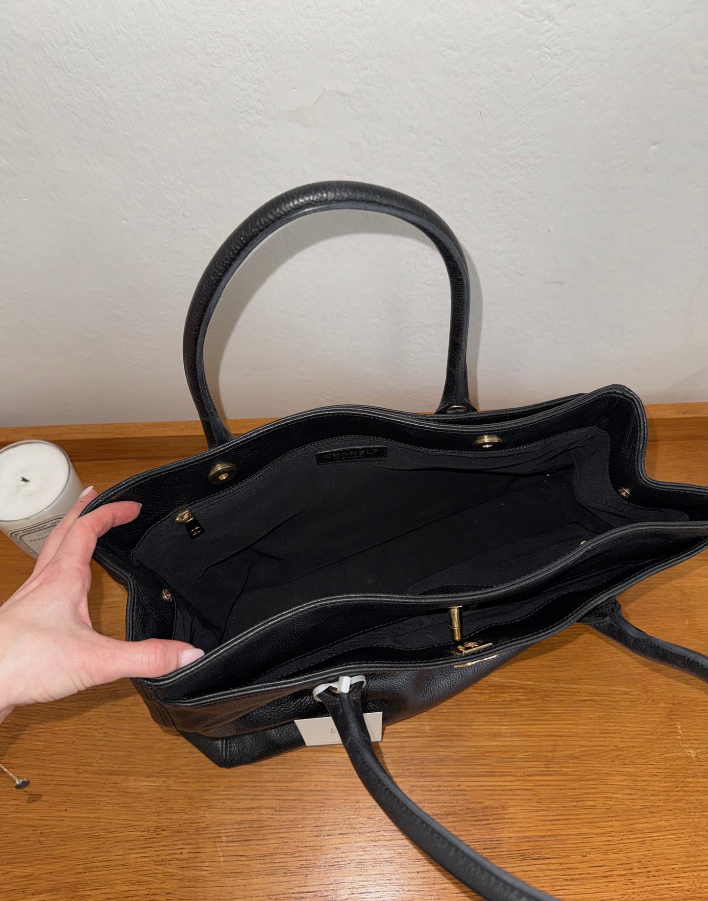 CHANEL EXECUTIVE TOTE BLACK GOLD HW