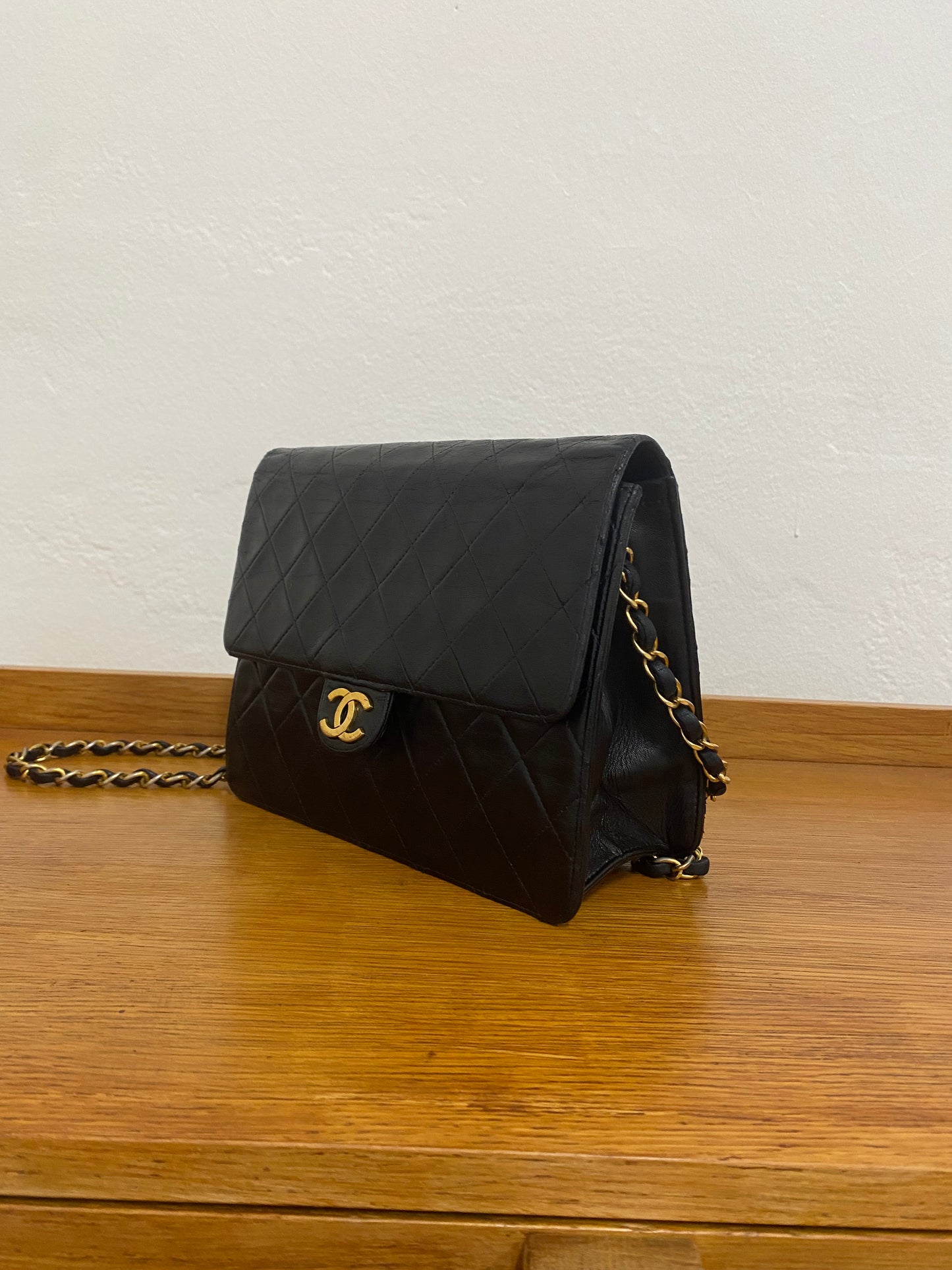 CHANEL 80-90s CLASSIC SINGLE FLAP