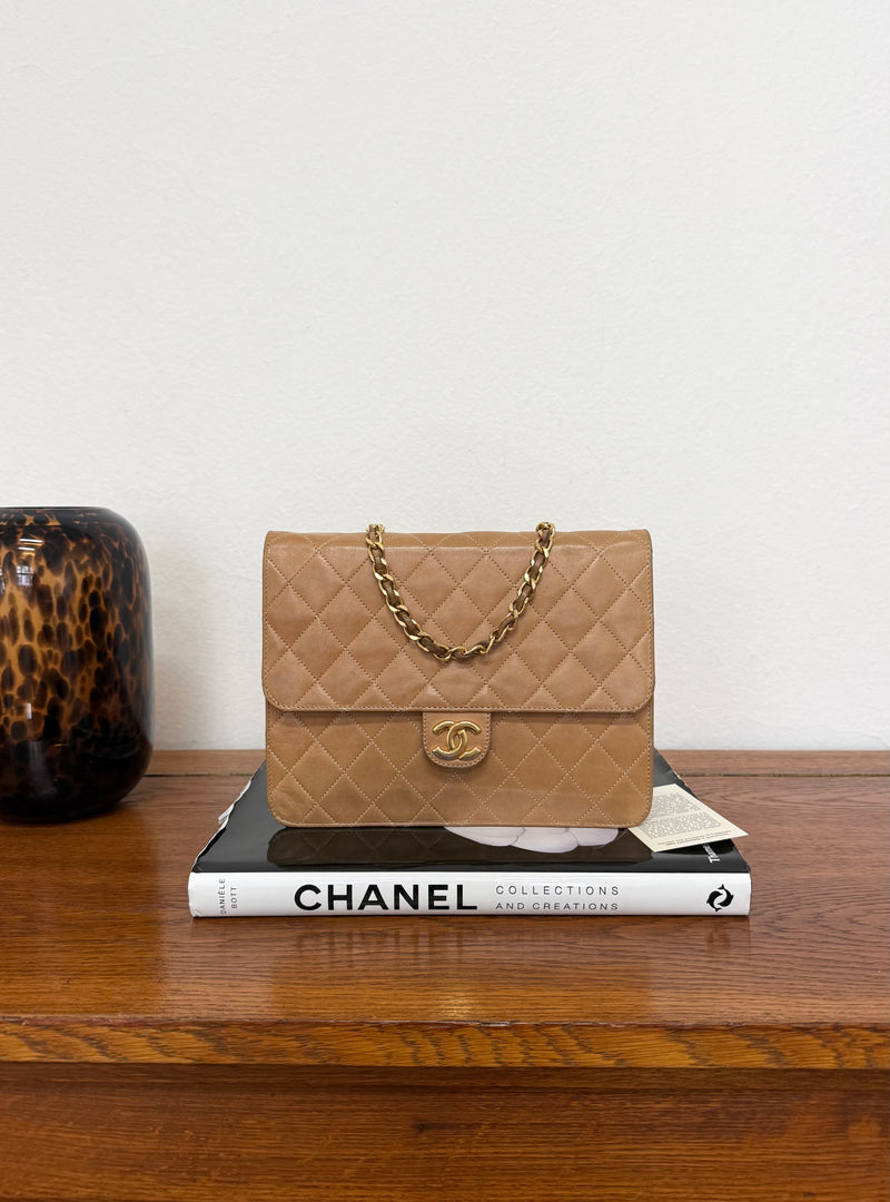 Chanel Classic Single Flap Bag  Camel Lambskin 24K Gold HW