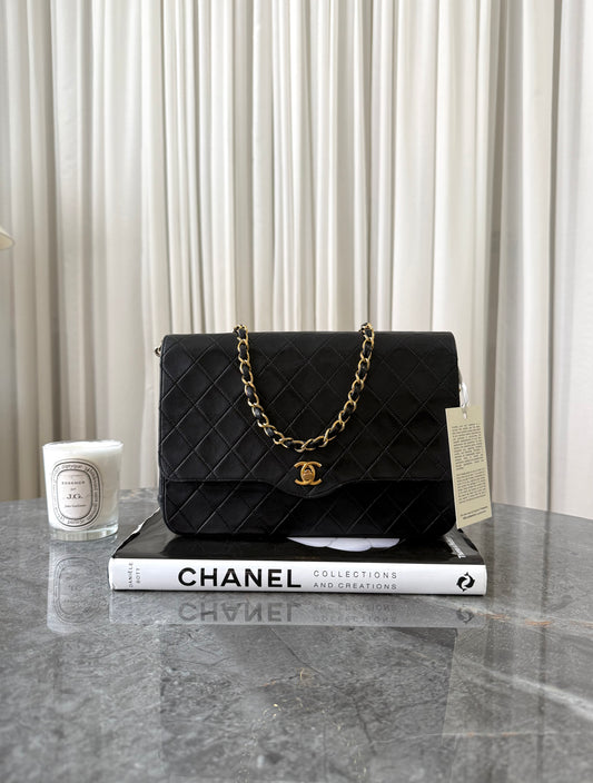 Chanel Black Twist Lock Flap Bag Lambskin Gold HW