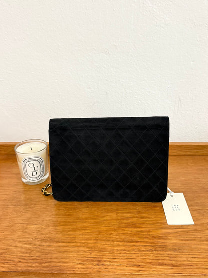 CHANEL SUEDE BLACK FLAP BAG